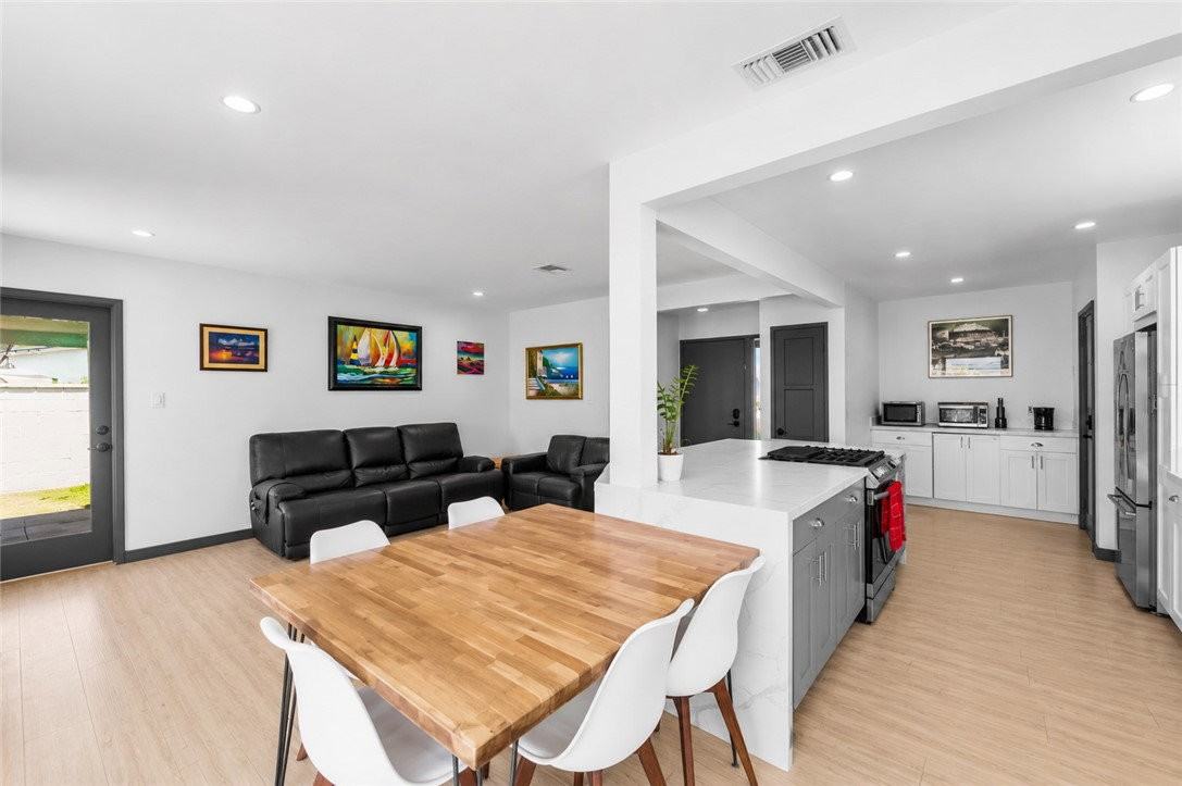 6721 E La Marimba St - Photo 4 of 8