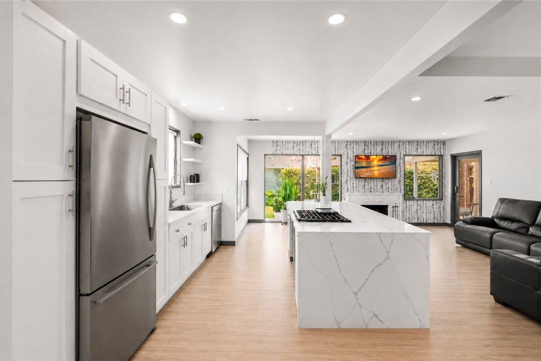 6721 E La Marimba St - Photo 6 of 8