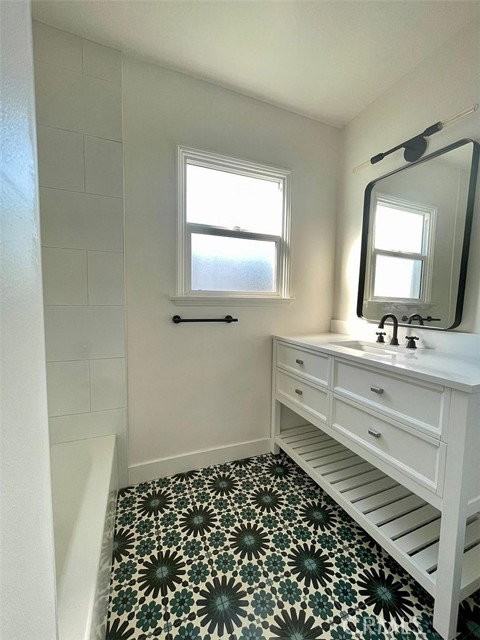5427 W 135th St - Photo 6 of 8