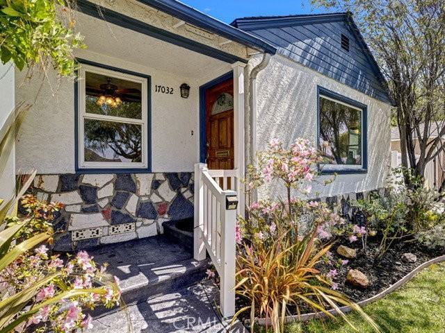 17032 Falda Ave - Photo 2 of 8