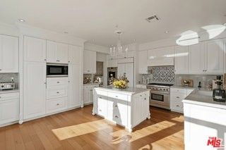 3900 Hilton Head Way - Photo 6 of 8