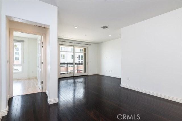 268 Caruso Ave - Photo 7 of 8