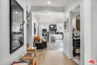 751 Westholme Ave - Photo 4 of 8