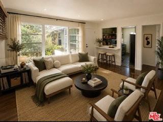 2115 Ocean Park Blvd #4 - Photo 4 of 8
