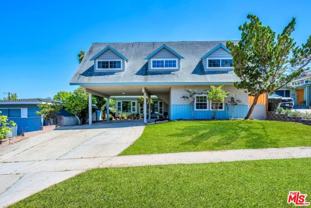 7318 W 88th St - Photo 1 of 1