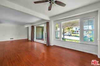 7318 W 88th St - Photo 5 of 6