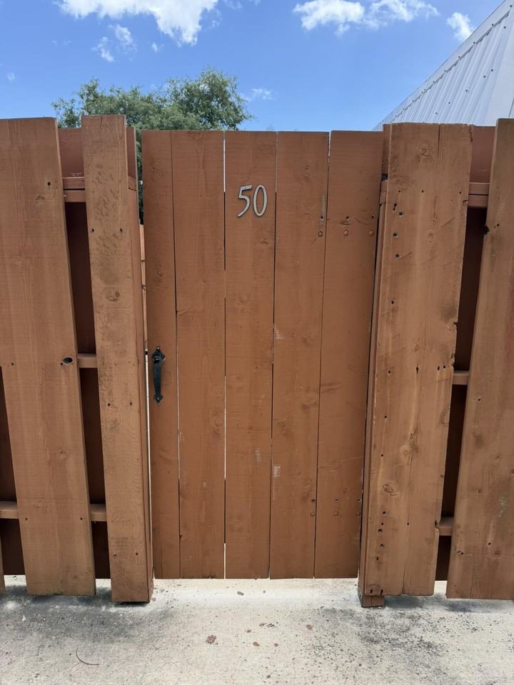 2201 Sw 28th St #50 - Photo 2 of 17