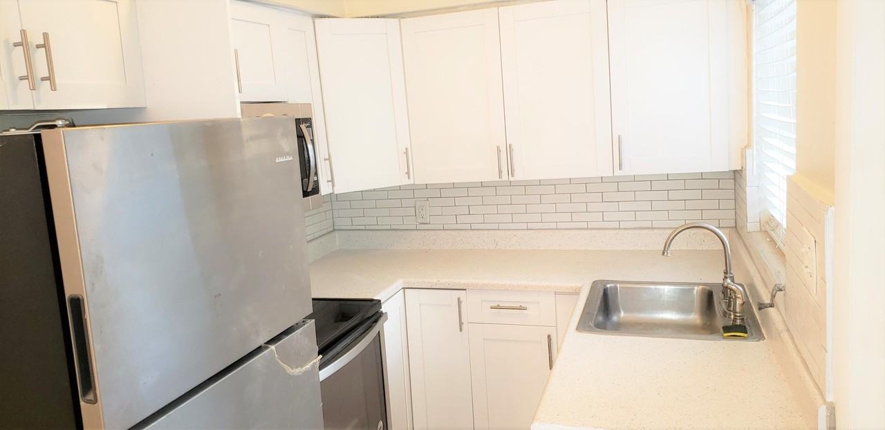 737 Ne 16th Ave - Photo 5 of 19