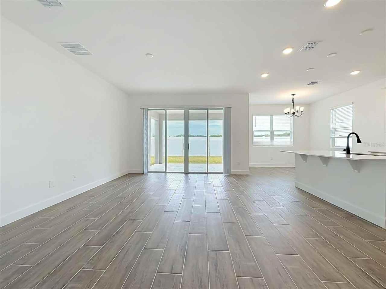 147 Waterstone Loop - Photo 4 of 40
