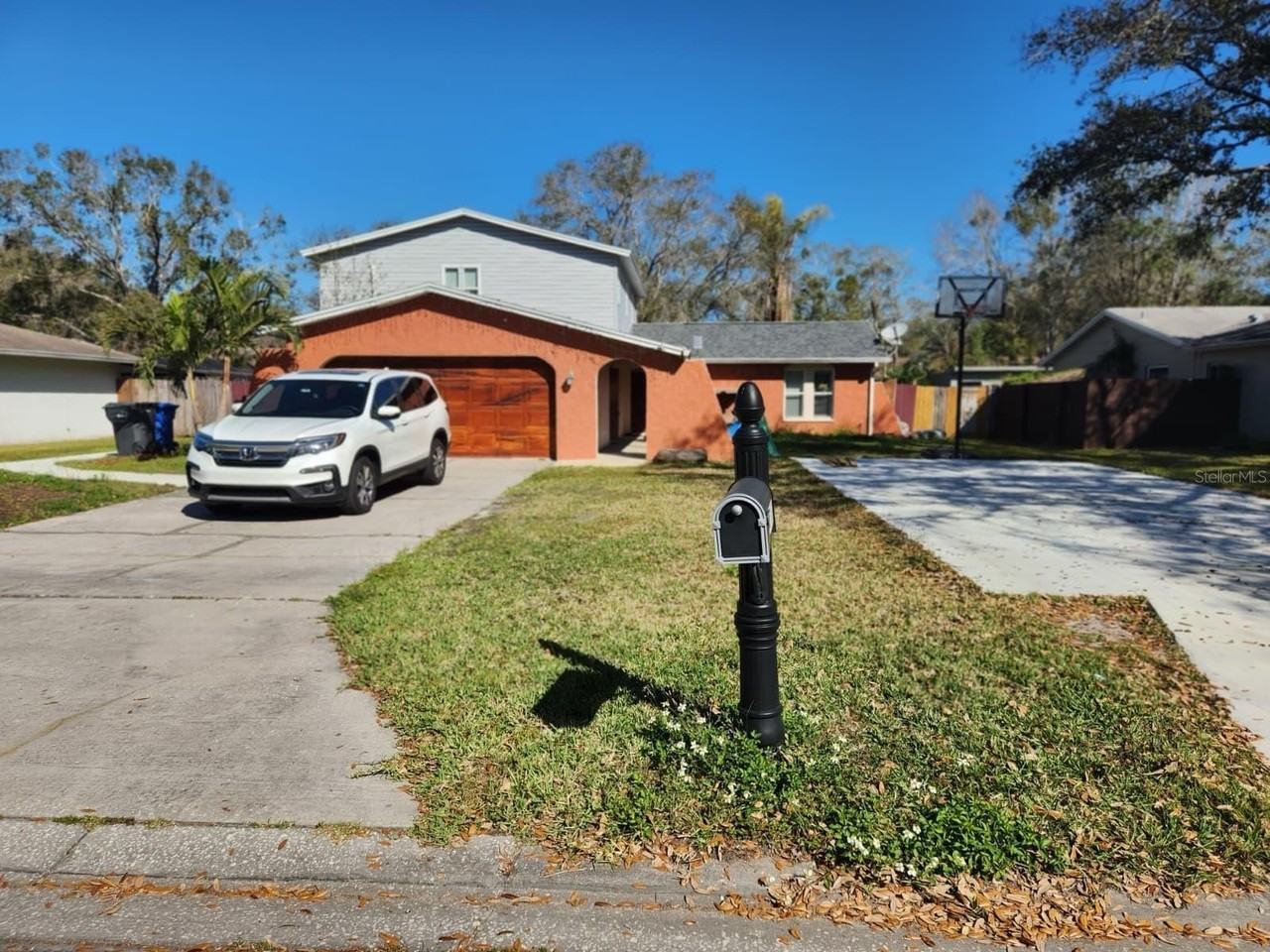 4107 Hudson Way