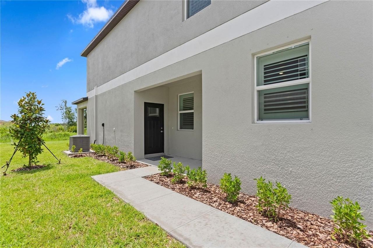12805 Crystal Jade Way - Photo 4 of 47