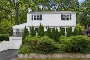 20 Dorchester Dr - Photo 1 of 1