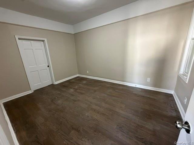 667 Morris Park Ave - Photo 6 of 15