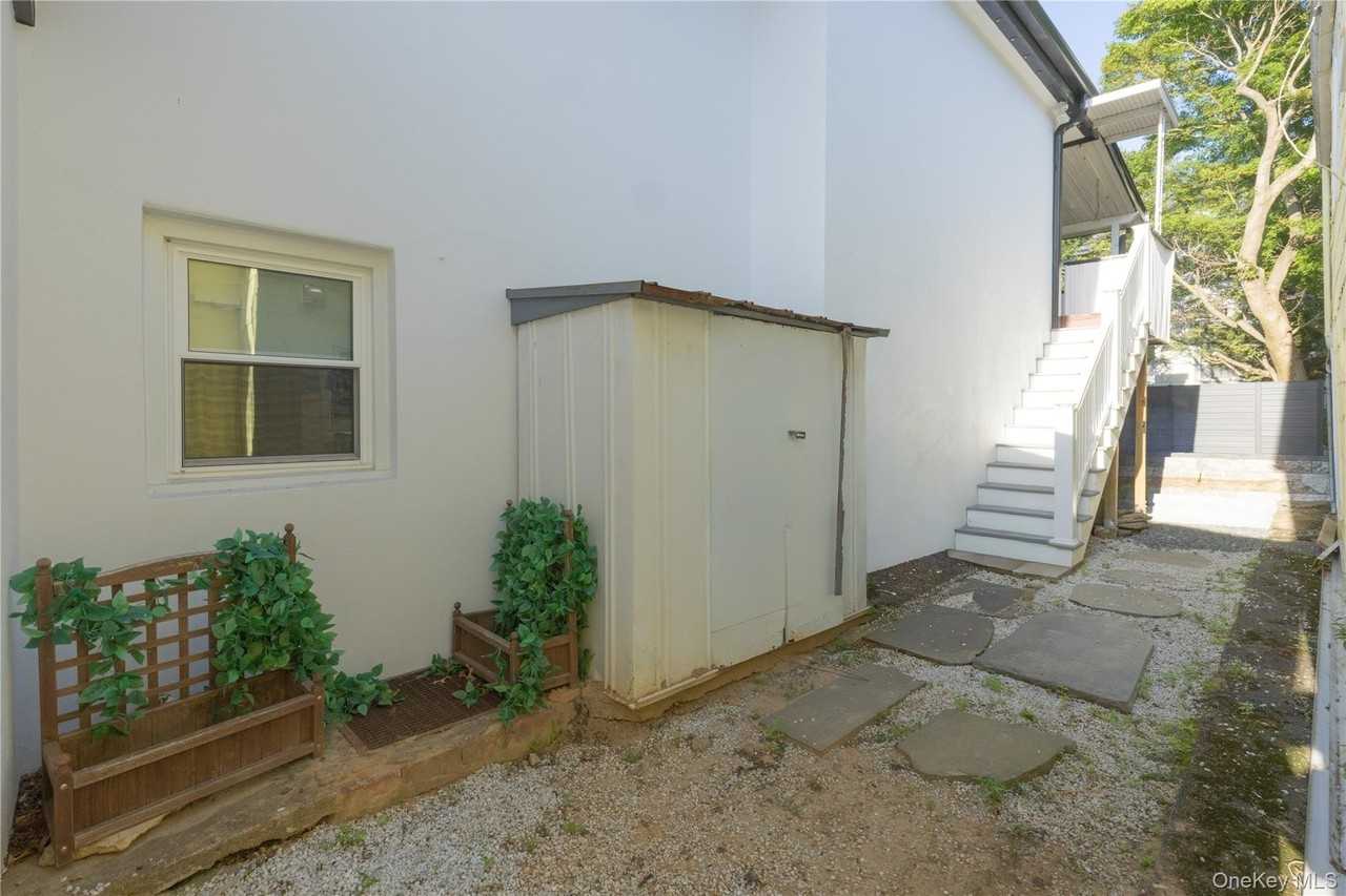 40 S Washington St - Photo 3 of 20