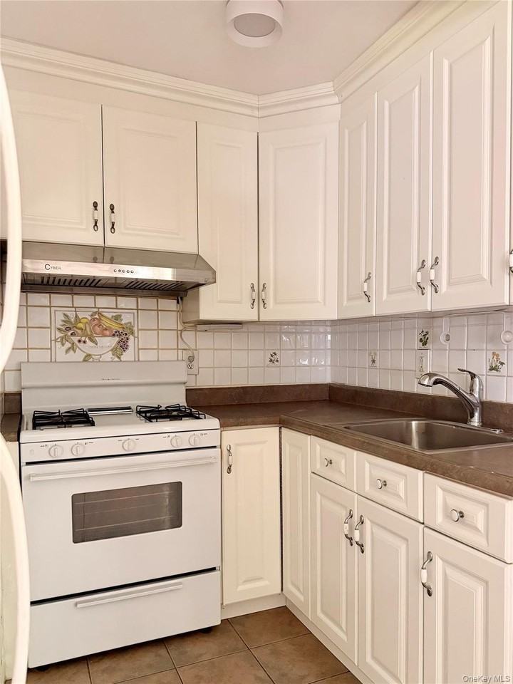 21618 39th Ave #1 - Photo 6 of 15