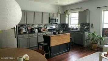 featured image of 908 Main St #3B