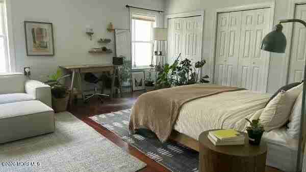 908 Main St #3B - Photo 4 of 6