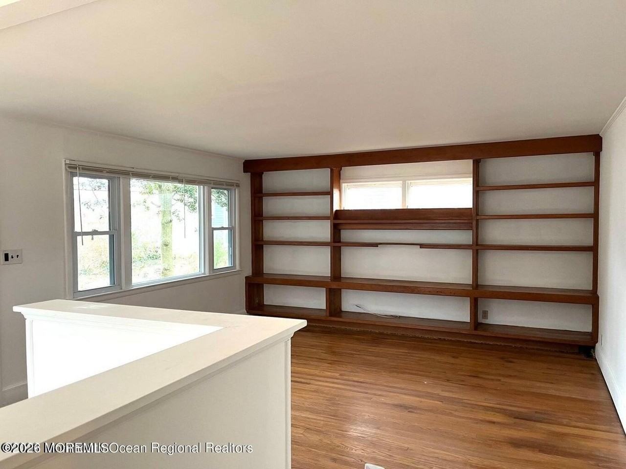 1608 Bay Ave #1stFL - Photo 3 of 13
