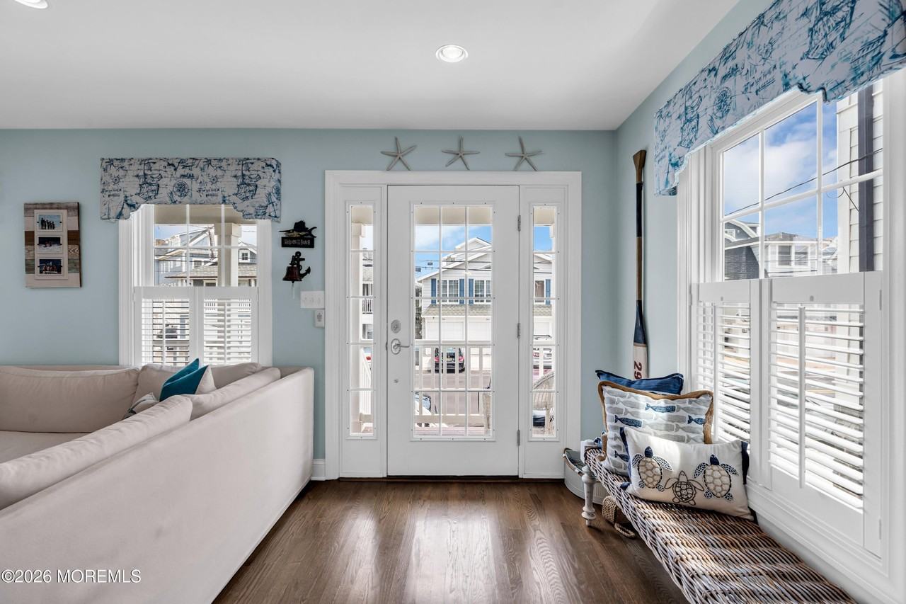 265 1st Ave - Photo 5 of 20