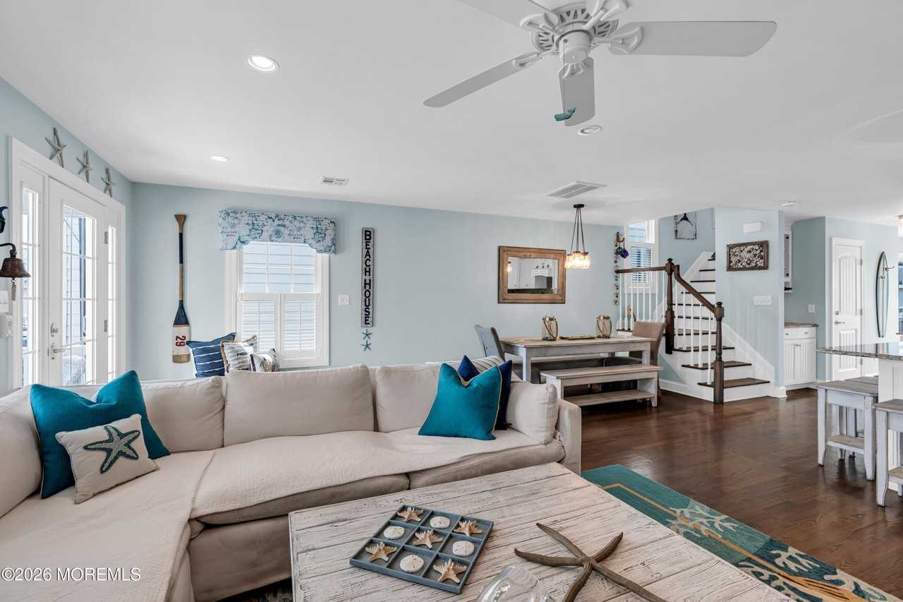 265 1st Ave - Photo 6 of 20