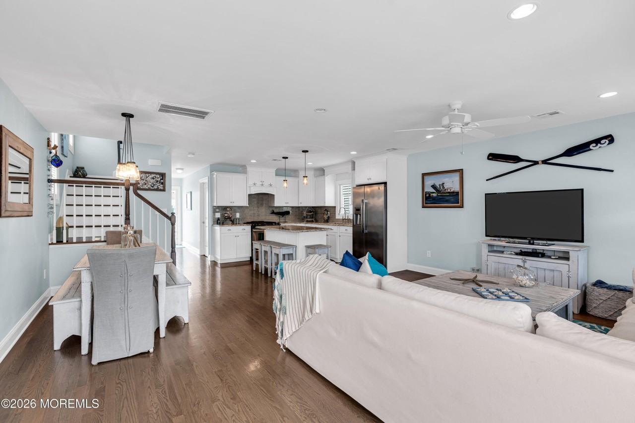 265 1st Ave - Photo 7 of 20