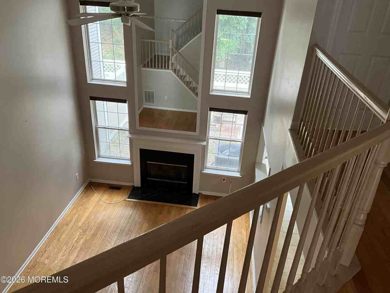 67 Daniele Dr - Photo 4 of 34