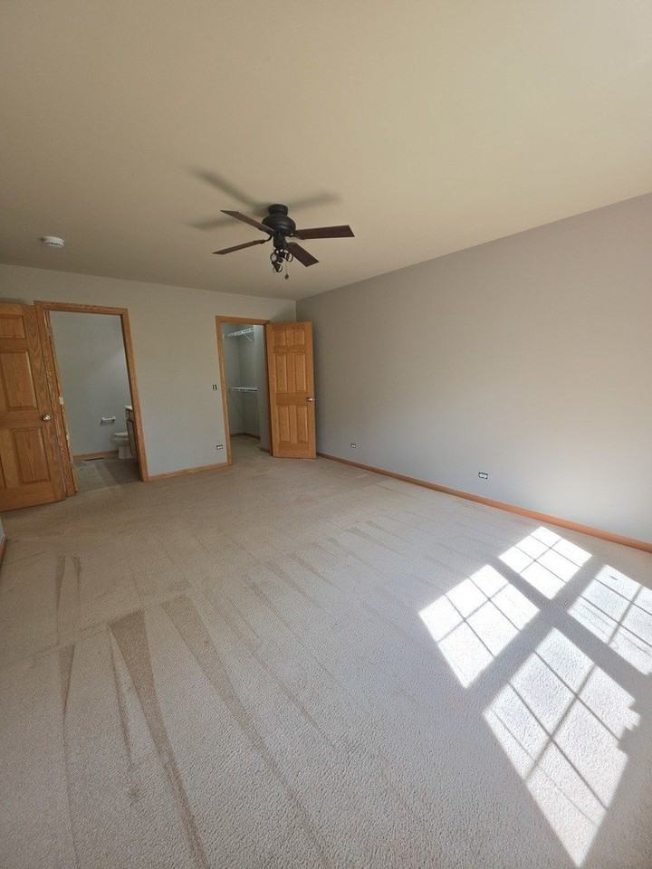 1333 Cape Cod Ln - Photo 7 of 20