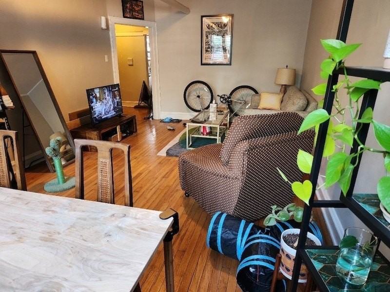 2502 N Rockwell St #G - Photo 3 of 14