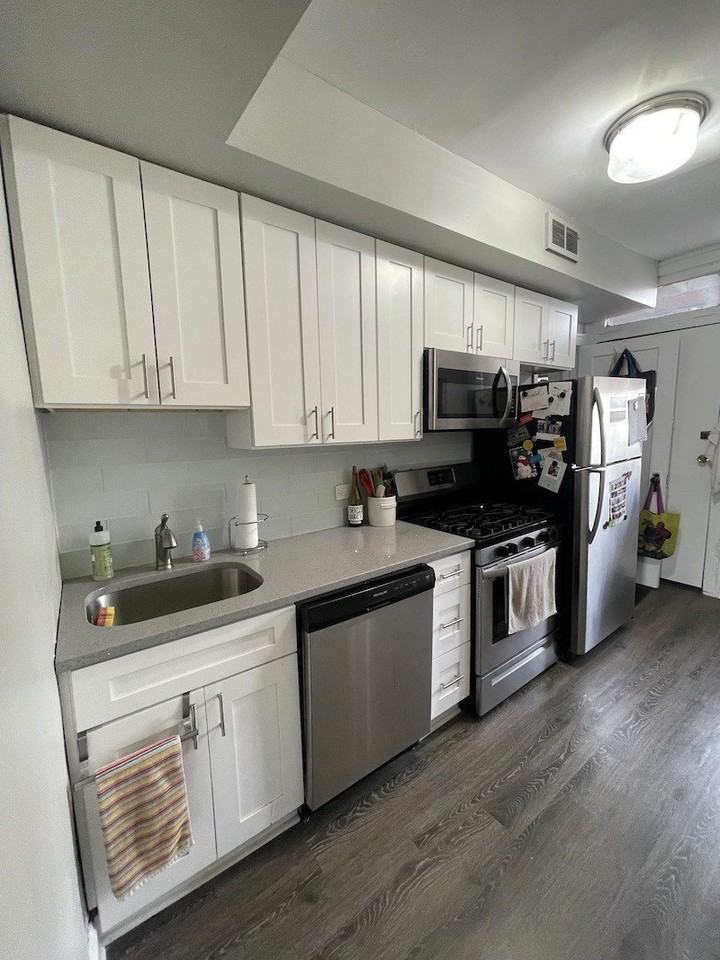 2502 N Rockwell St #G - Photo 6 of 14