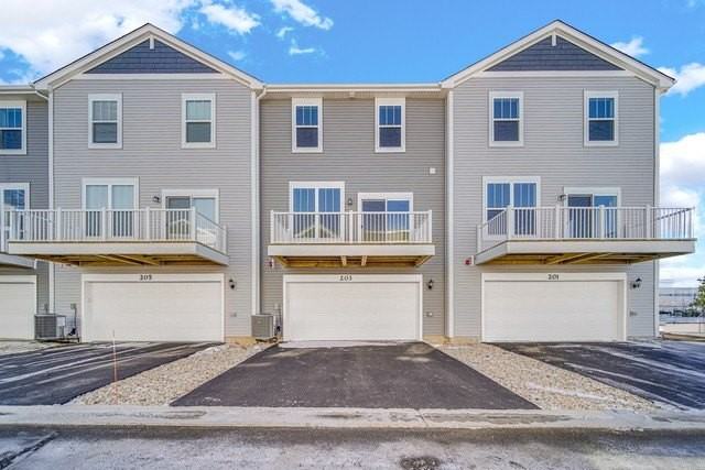 313 Settlers Pl - Photo 2 of 16