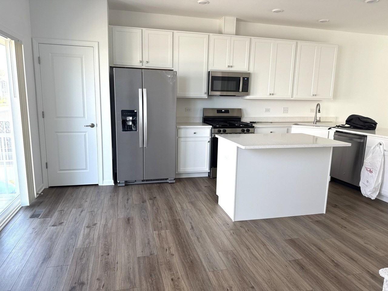 313 Settlers Pl - Photo 4 of 16