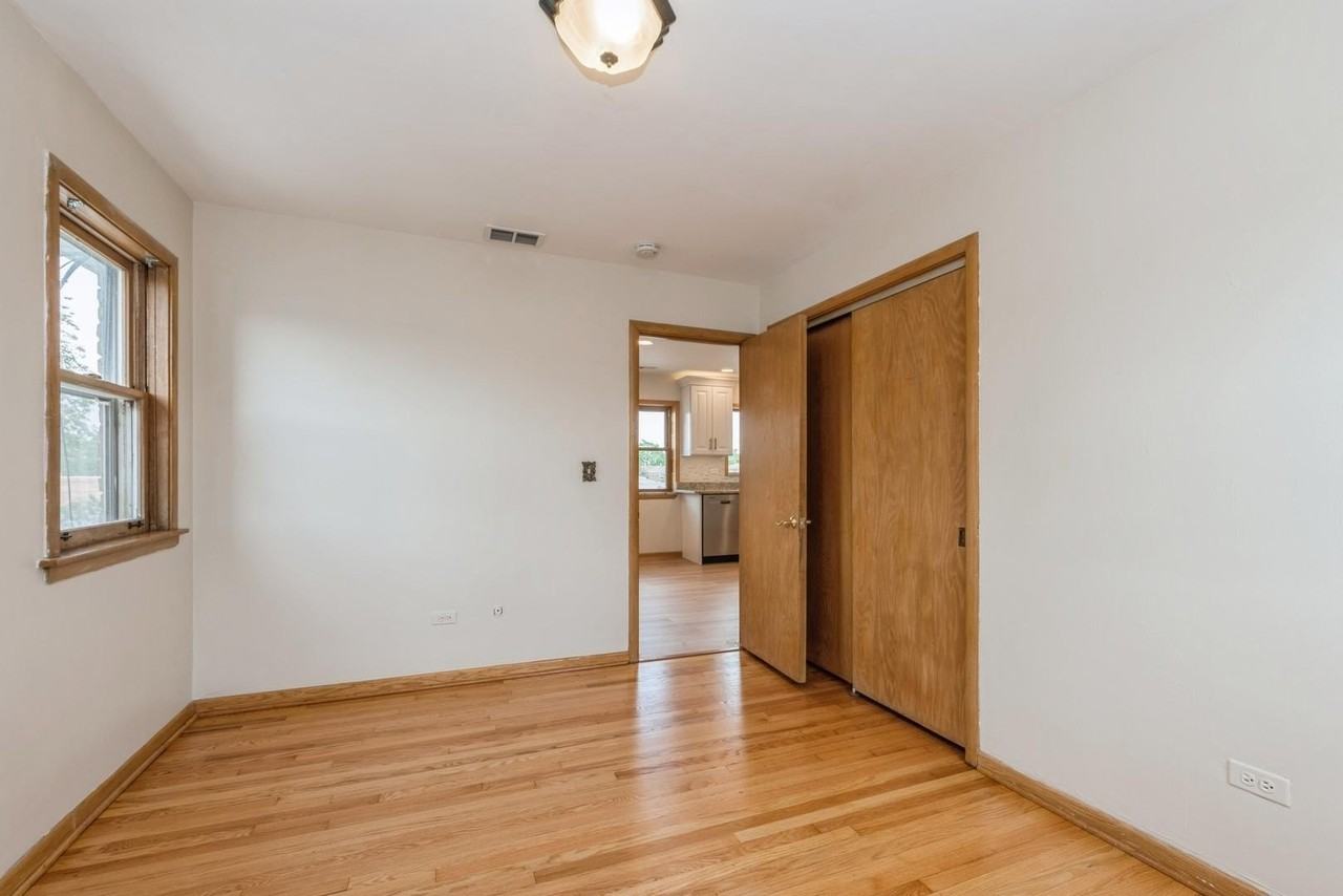 8108 N Oriole Ave #2 - Photo 7 of 12