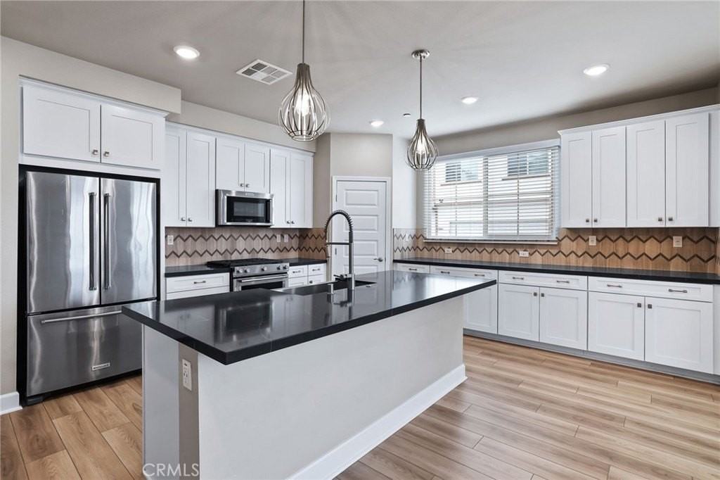 19109 Azul Ln - Photo 6 of 24