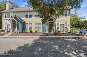 featured image of 13703 Richmond Park Dr N #1706