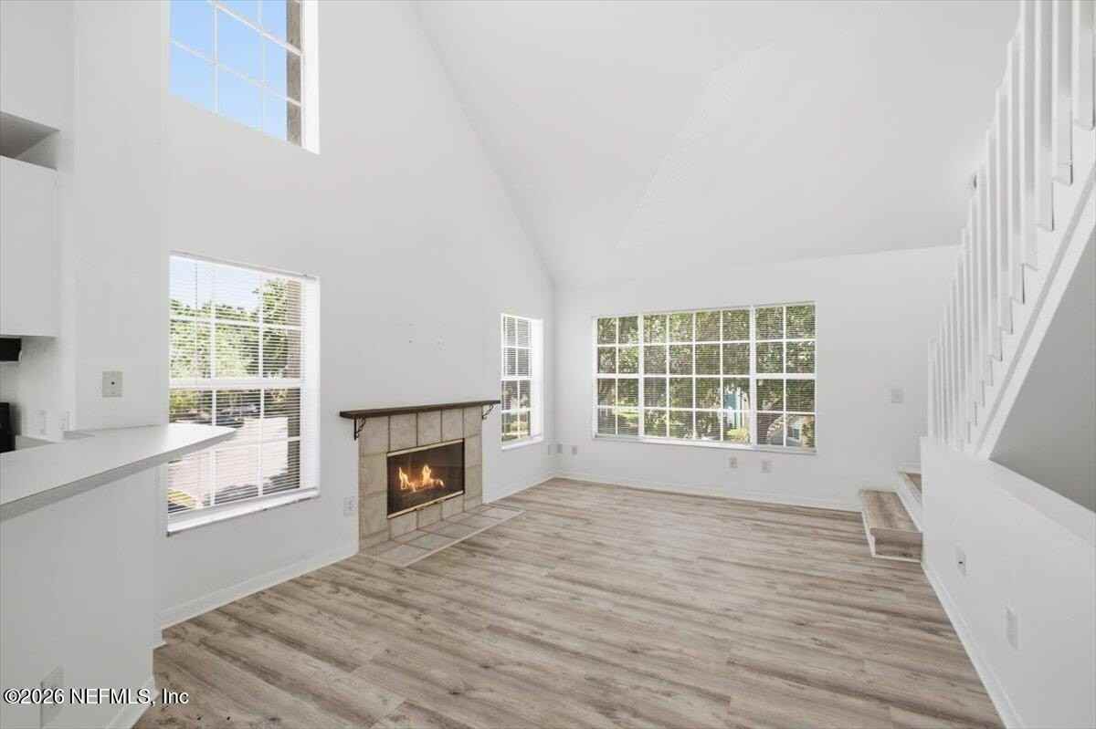 13703 Richmond Park Dr N #1706 - Photo 3 of 21