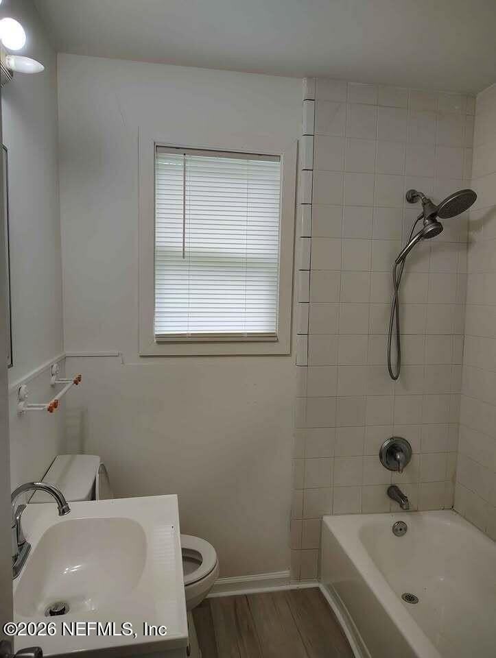3368 Columbus Ave - Photo 5 of 12