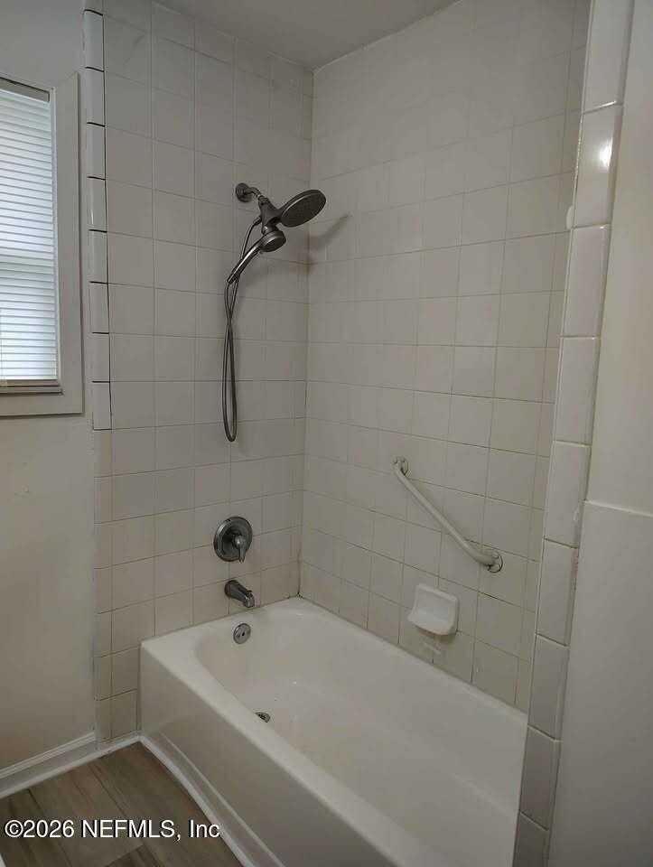 3368 Columbus Ave - Photo 6 of 12