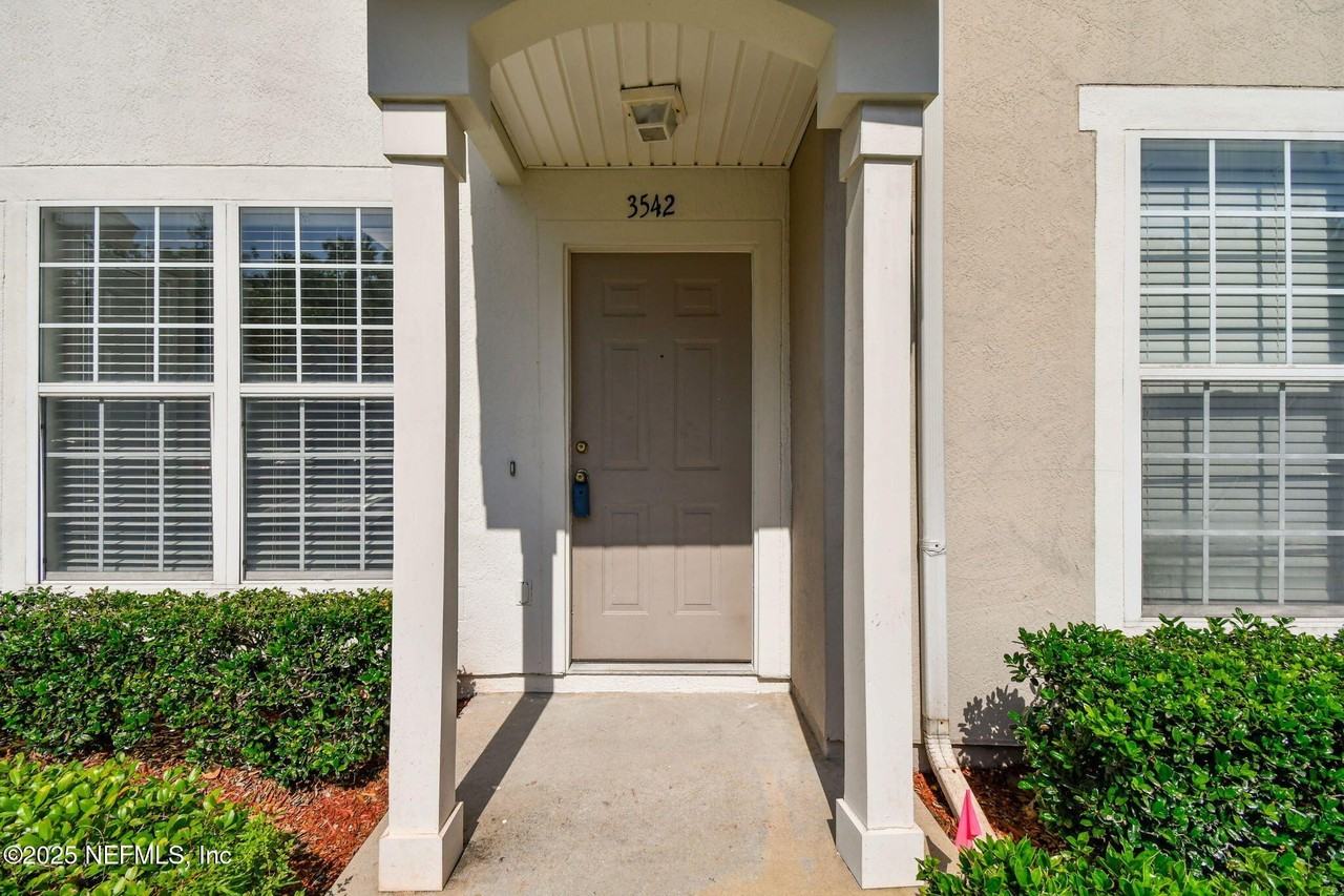 3542 Lone Tree Ln - Photo 5 of 50