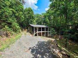 featured image of 45 Mountain Stream Rd