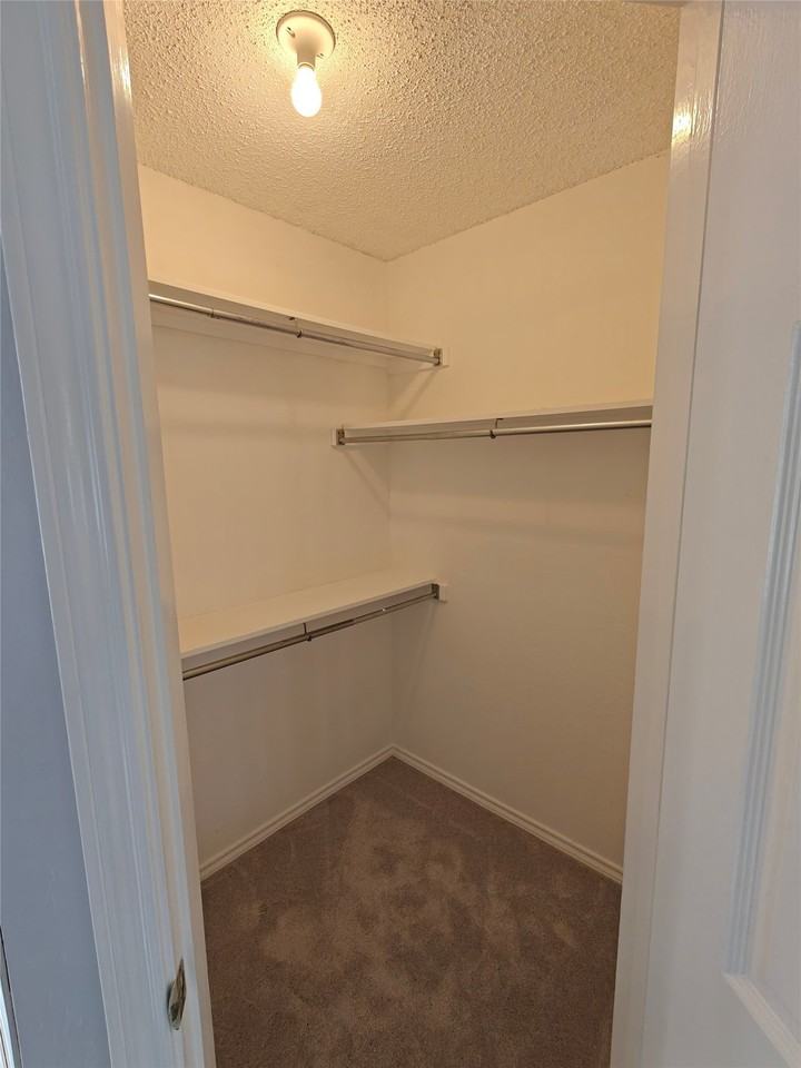 4108 Mesa Dr - Photo 6 of 36