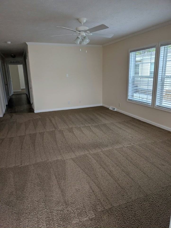52520 Chestnut Ct #161 - Photo 2 of 8