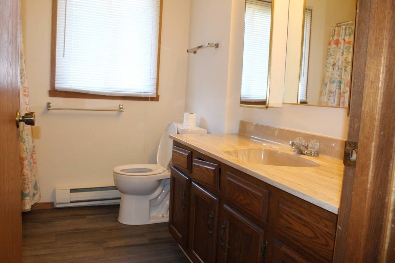 1016 N Maple St #B - Photo 3 of 8