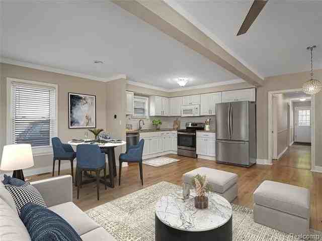2330 Wiltshire Rd - Photo 4 of 21