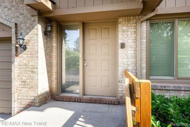 29583 Sierra Pointe Cir - Photo 5 of 34