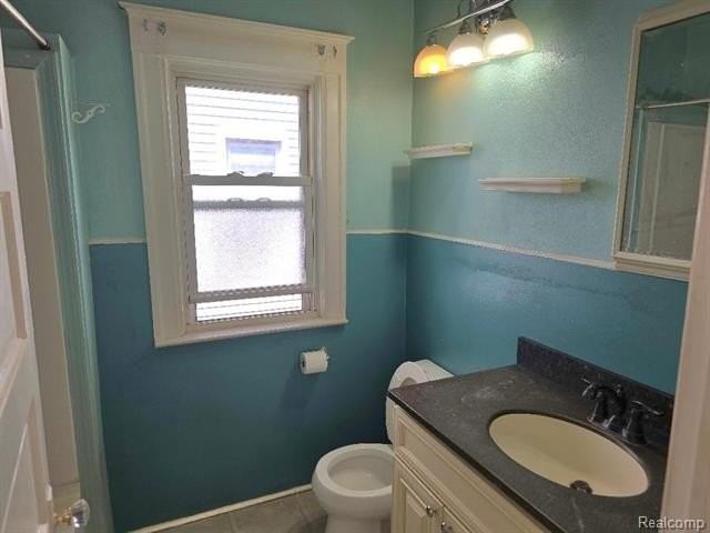 177 N Riverbank St - Photo 6 of 23