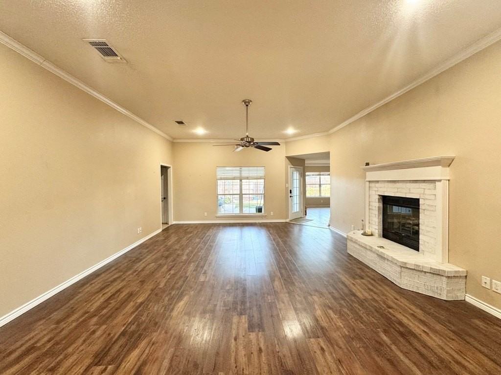 3537 Grandview Dr - Photo 3 of 26