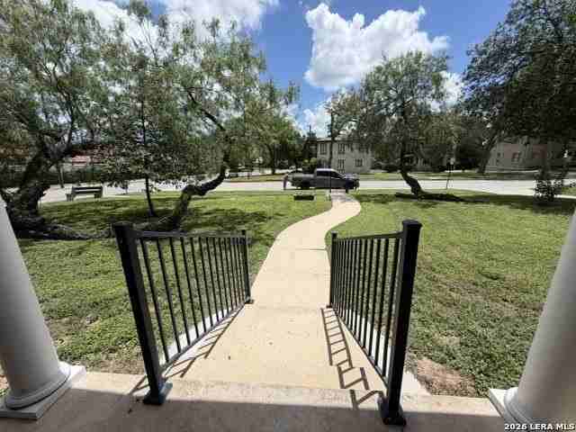 175 Harrigan Ct - Photo 3 of 15