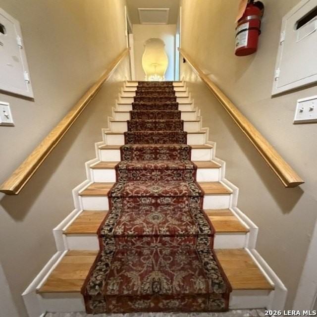 175 Harrigan Ct - Photo 4 of 15