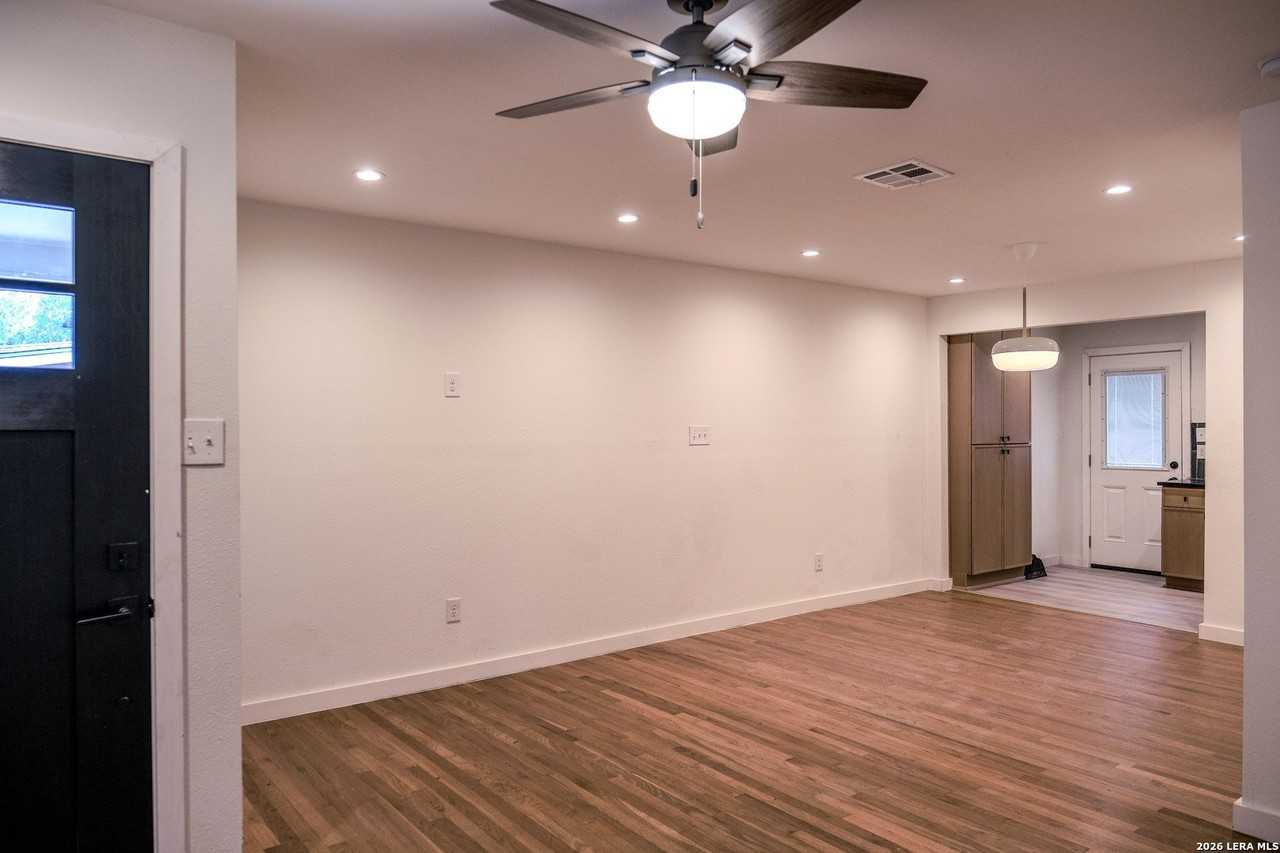 823 La Manda Blvd - Photo 5 of 20
