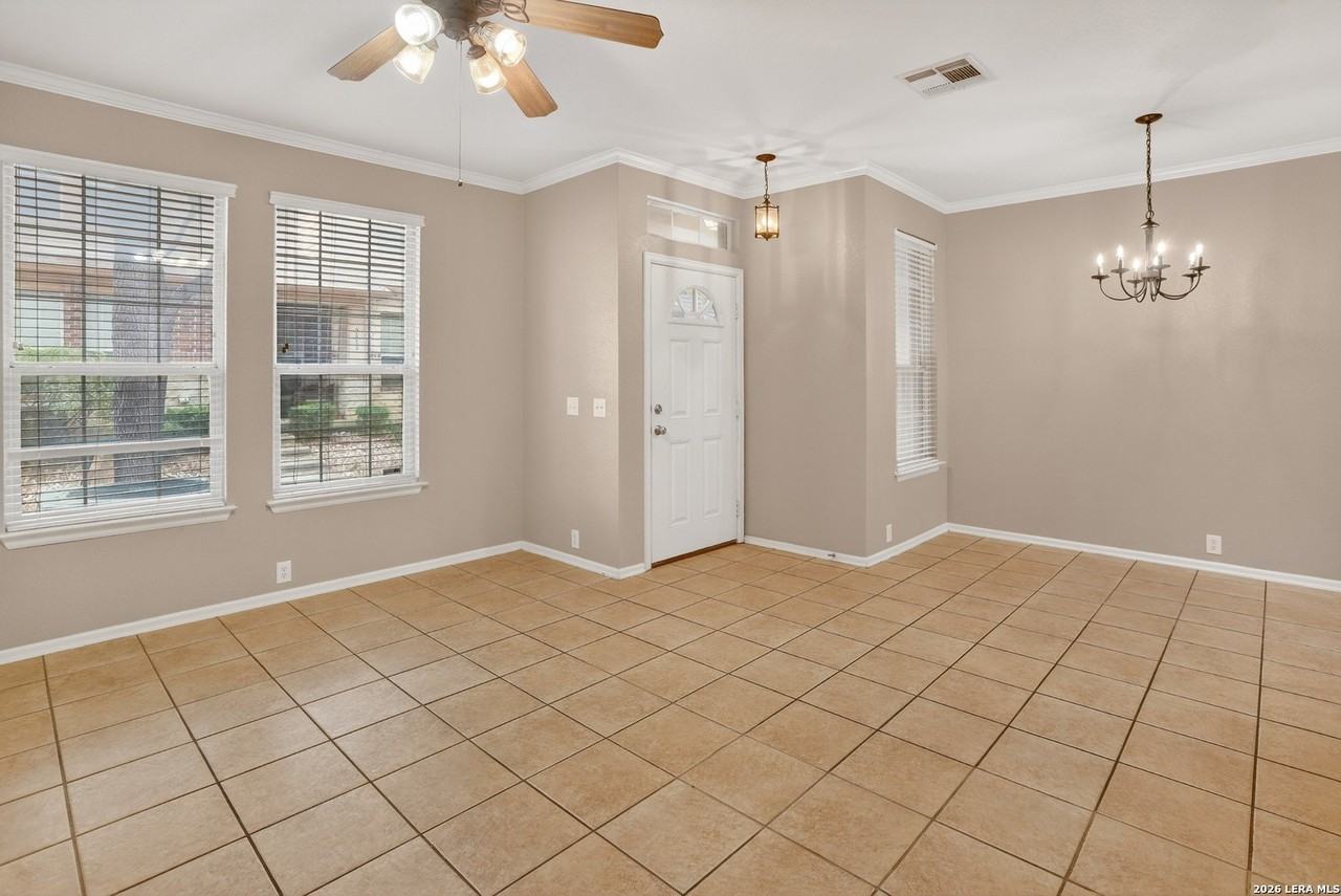 2608 Grayson Way - Photo 7 of 31